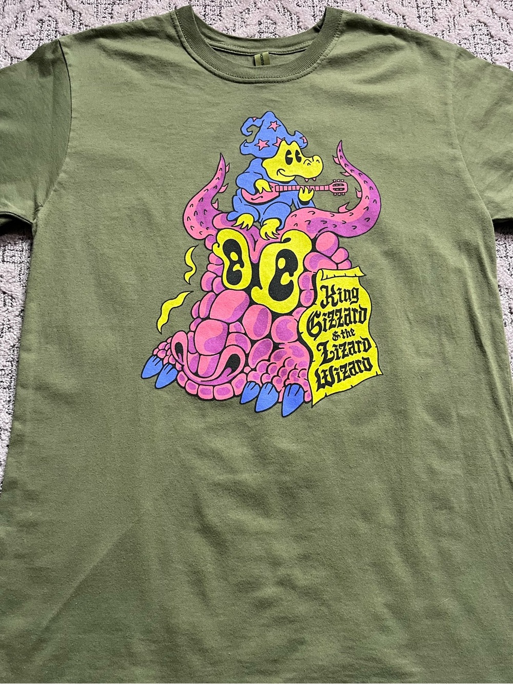 🎸 '25 King Gizzard & The Lizard Wizard Soft Green Medievil Style Pristine Tee